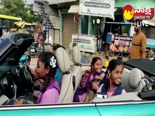 Dharmavaram MLA Kethireddy Gave Lift to School Children in His Car