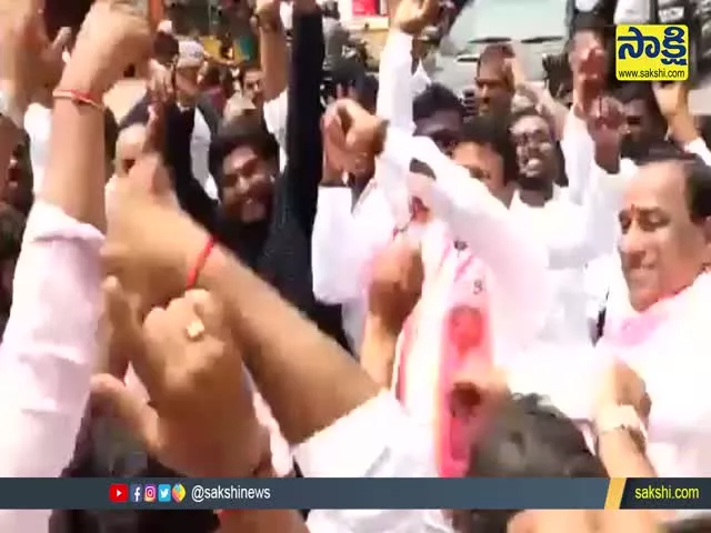 Minister Mallareddy Mass Dance After Munugode Bypoll Win