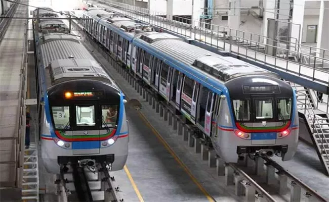 Hyderabad: Route Clear on Rayadurgam To Shamshabad Metro - Sakshi