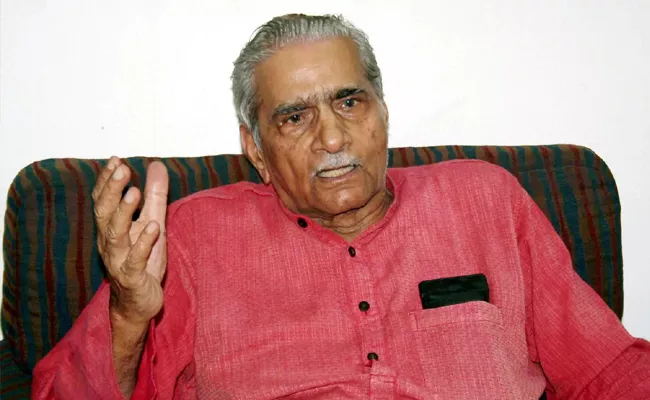 Former Law Minister Shanti Bhushan Dies At 97 - Sakshi