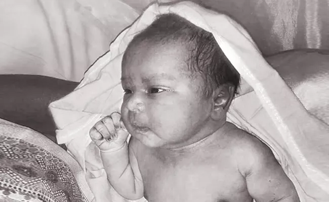 A 5.8 kg Baby Was Born In Anantapur Government Hospital - Sakshi