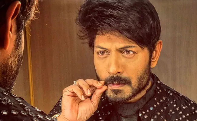 Kaushal Manda Gifts New Home To His Father - Sakshi