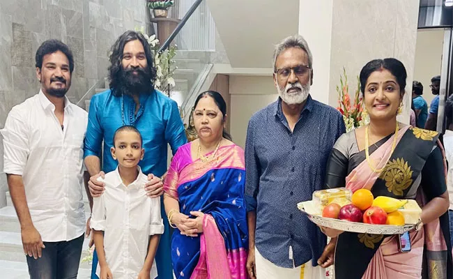 Dhanush Housewarming Pics Goes Viral - Sakshi