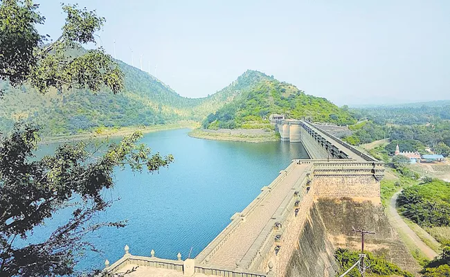 Environmentalists On Vedavati River - Sakshi