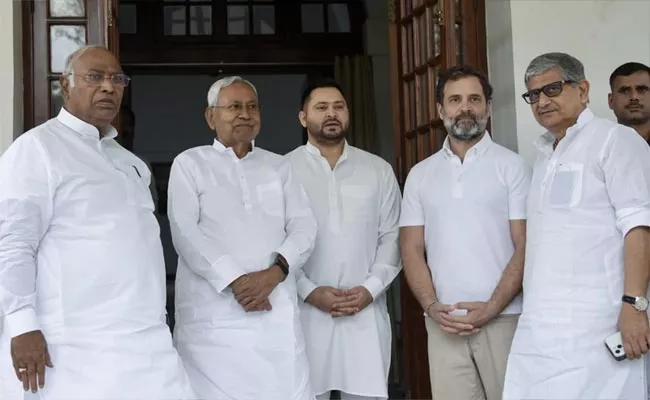 Historic Step To Unite Opposition Rahul Gandhi Nitish Tejashwi Meet - Sakshi