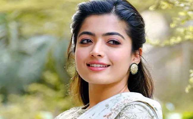 Rashmika Mandanna Third Place In IMDB Rankings Crossed Allu Arjun - Sakshi