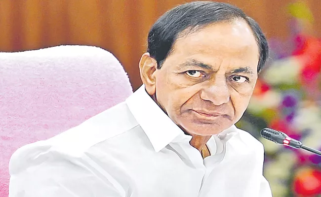 CM KCR assures farmers in review of wet grain purchases - Sakshi