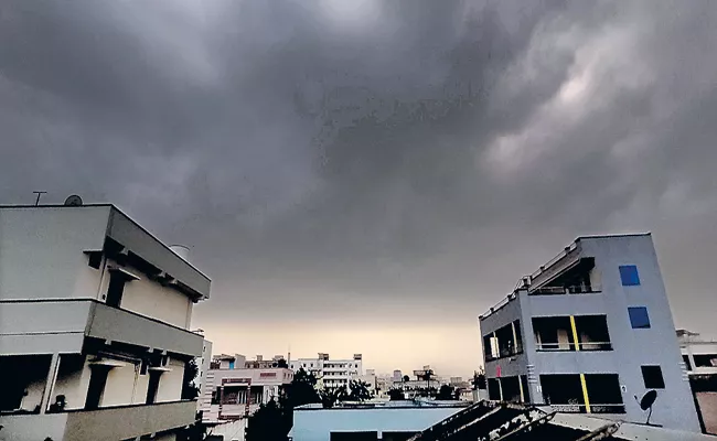 Southwest Monsoon winds have entered in Andhra Pradesh - Sakshi