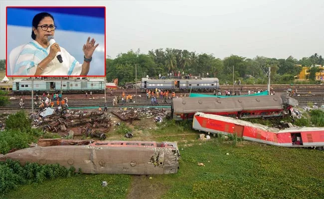 CM Mamata Banerjee Announces Jobs For Train Victim Family Members - Sakshi