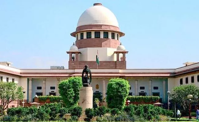 Supreme Court Key Verdict on Telangana Manchirevula Lands - Sakshi