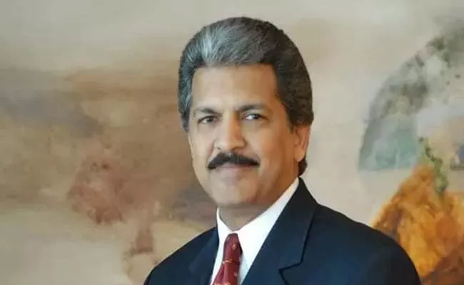 Emotional connect between Indians and our Jawans AnandMahindra shares video viral  - Sakshi