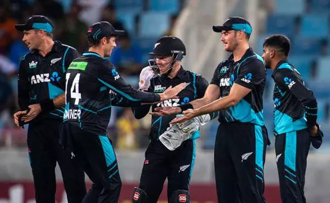 New Zealand bounce back from shock defeat to seal series - Sakshi