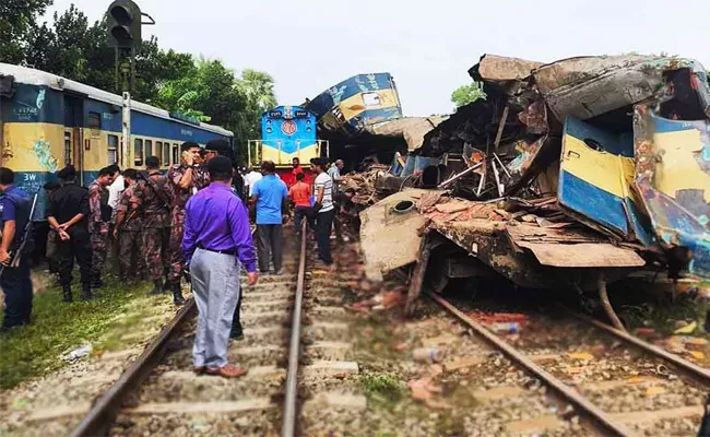 Bangladesh Train Accident 20 Killed Several Injured - Sakshi