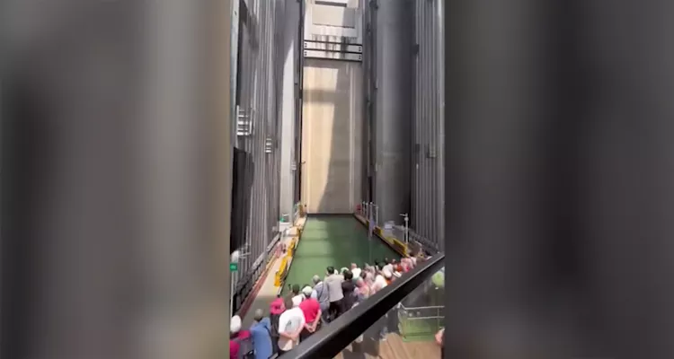 Panama Canal Viral Video 