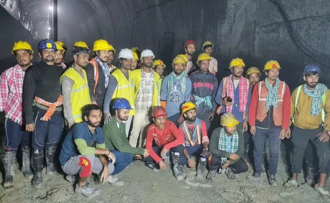 41 Men Trapped Underground Tunnel In Uttarakhand Rescued - Sakshi
