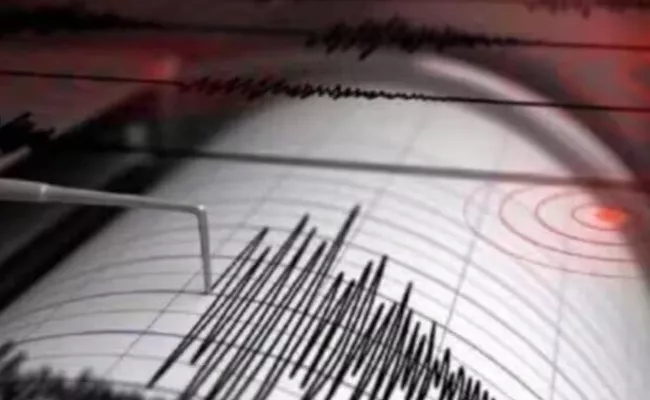 Tremors In Delhi After 5.6 Magnitude Earthquake In Nepal - Sakshi