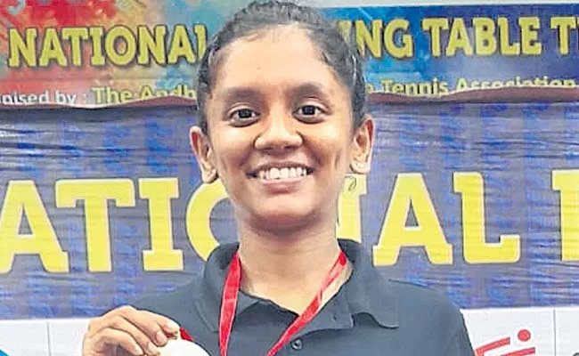 National TT winner Srija  - Sakshi