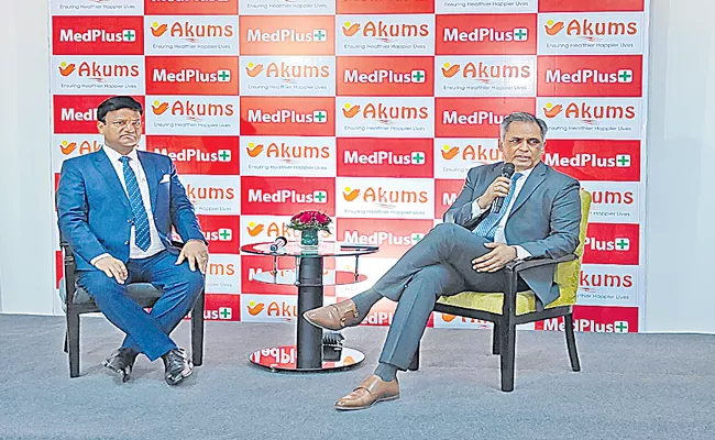 MedPlus Launches Store Generics says ceo Gangadi Madhukar Reddy - Sakshi