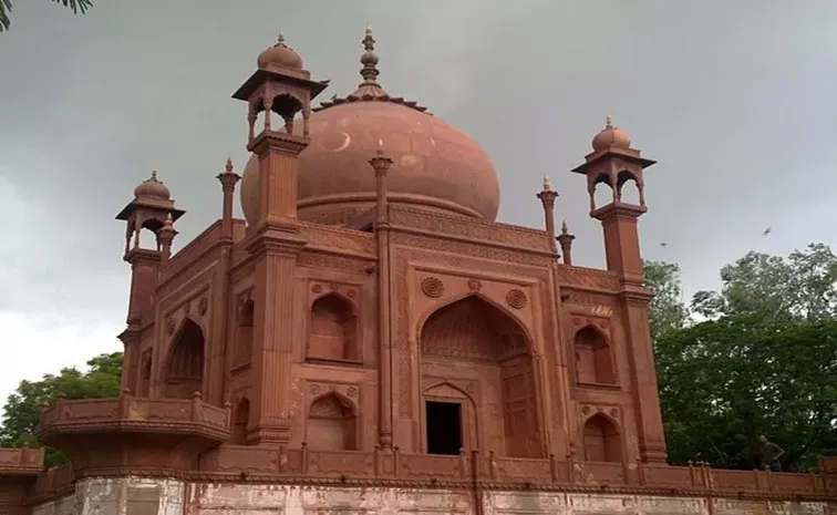 Agra's Second Taj Mahal Symbols of Love Story