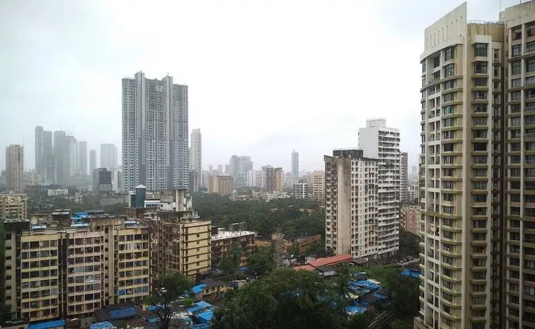 Mumbai housing woes Rs 50000 70000 rent for 1 BHK Lawyer post viral