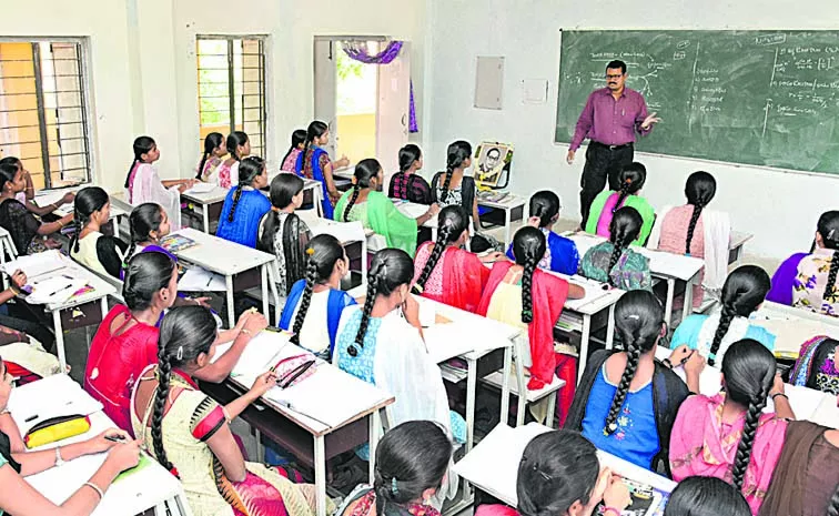 Classes 6 And 7 Physics Teachers Are Instructed To Teach Mathematics: Telangana