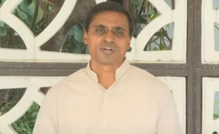 YSRCP MP Mithun Reddy Fires On TDP Allegations