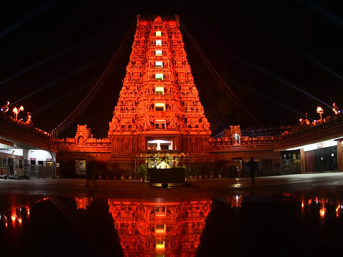 Durga Navaratri 2020 in Kanakadurga Temple Vijayawada Photos - Sakshi