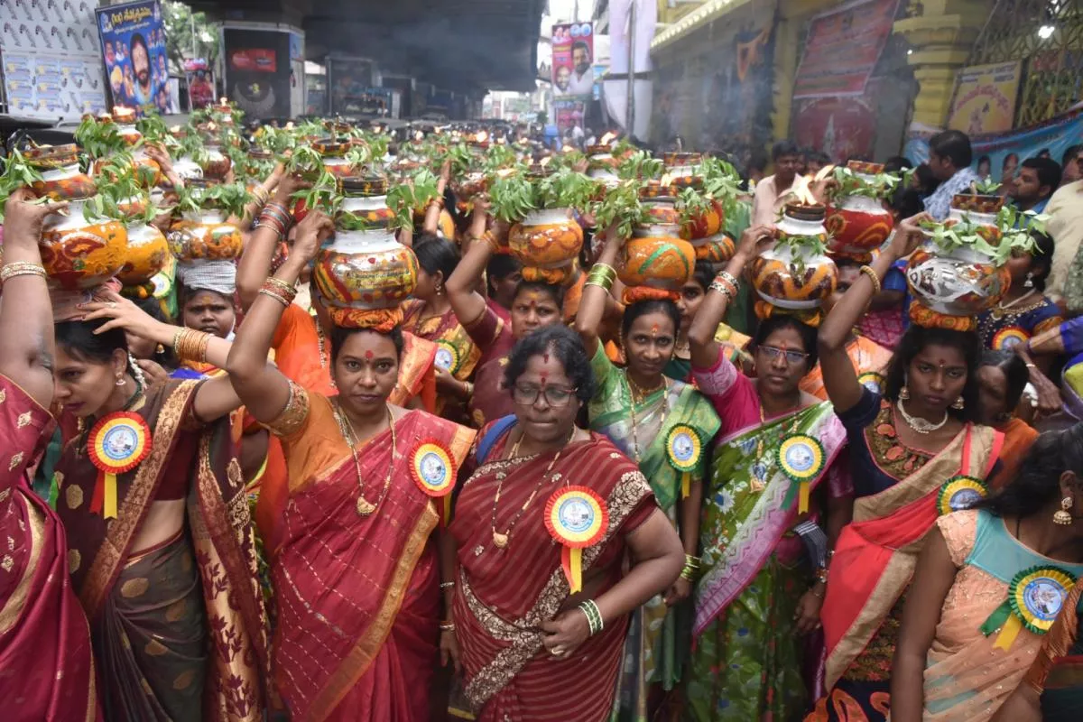 Ganga Teppotsavam Celebrations in Khairatabad Photo Gallery - Sakshi