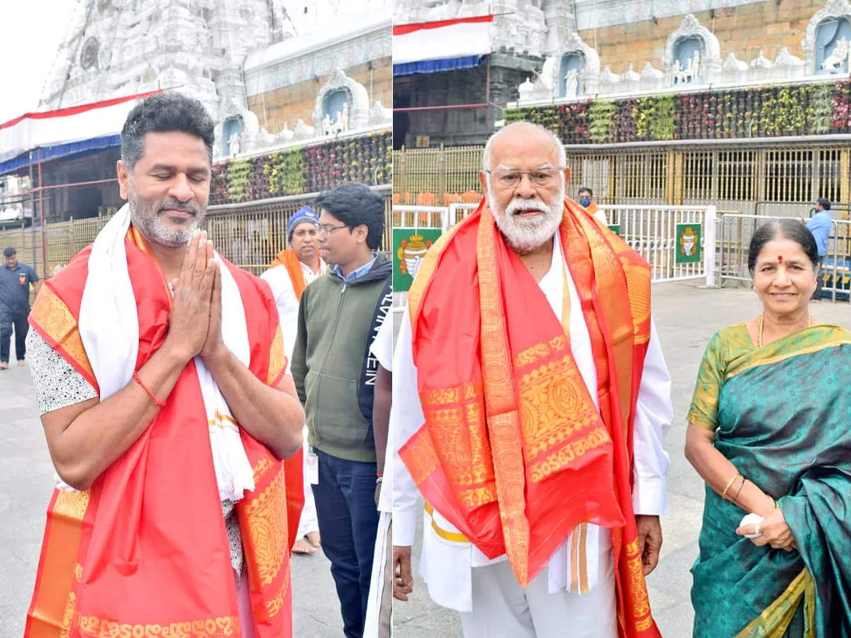 Prabhu Deva With His Father Sundaram Master Visits Tirumala Photos - Sakshi